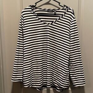 1x Petite Black White Striped Top Long Sleeve
